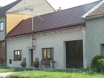 Rekonstrukce střechy na RD v Tučíně.